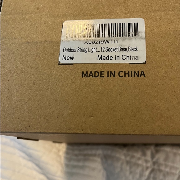 ONLY 2 LEFT NWT Outdoor string lights black , never taken out of box - Picture 3 of 6